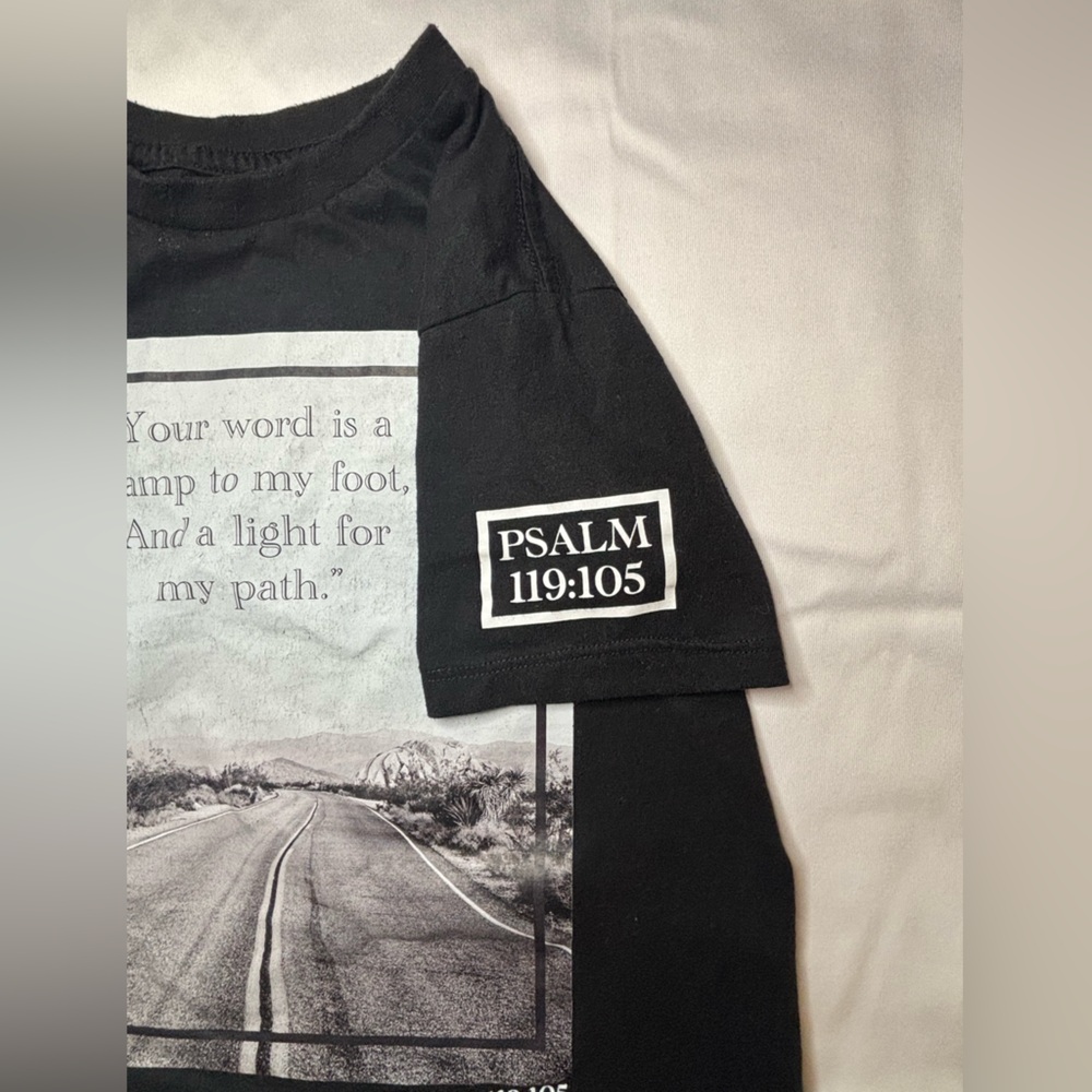Psalm 119:105 Bible Verse Short Sleeve Tee Color Black size 8 used in good cond - Picture 3 of 7